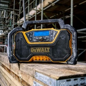 DeWalt DCR029-QW Baustellenradio mit Netzteil